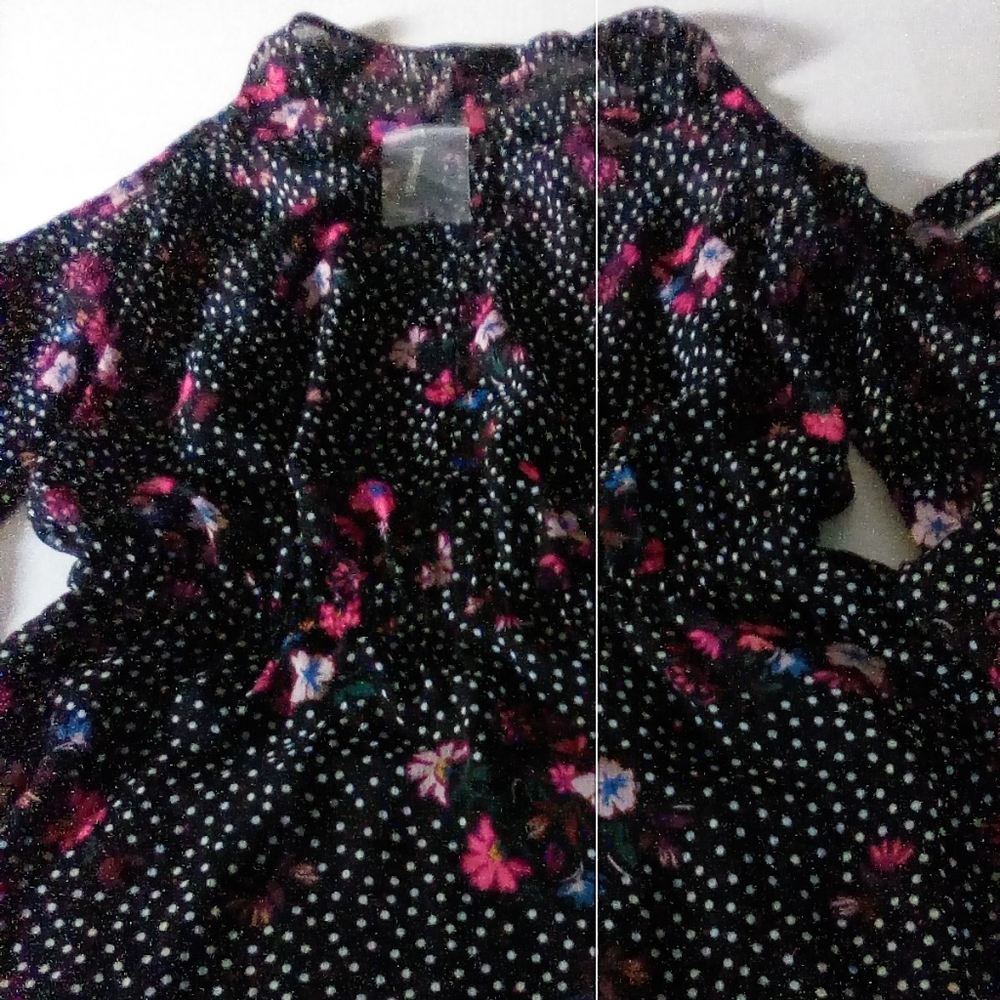 Express Cold Shoulder Dress - Picture 5 of 5